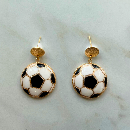 Golden Goal Dangles