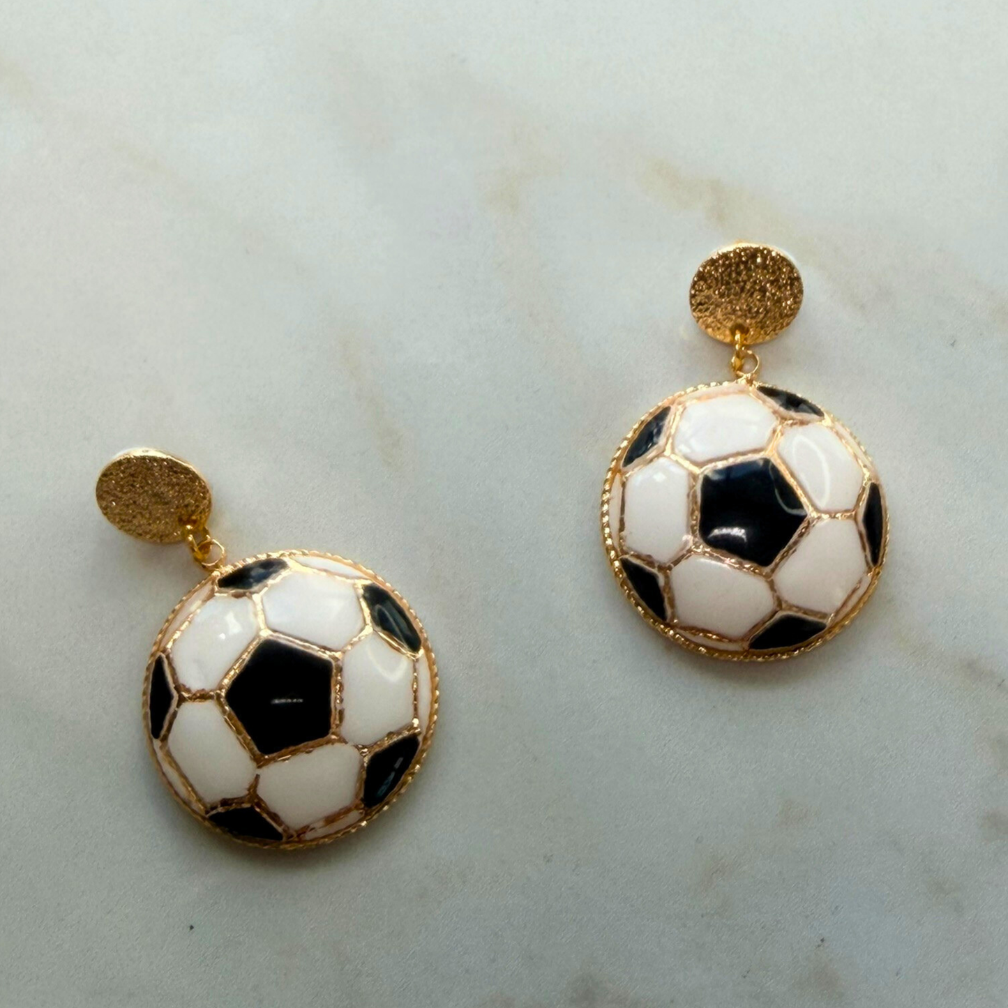 Golden Goal Dangles