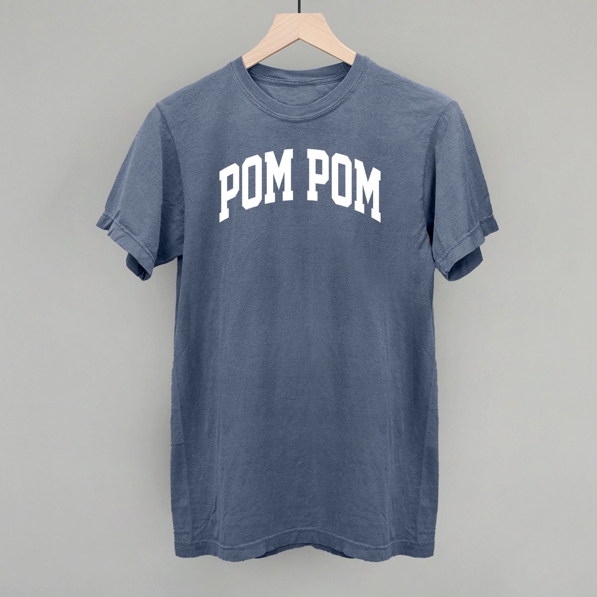 Pom Pom Arch