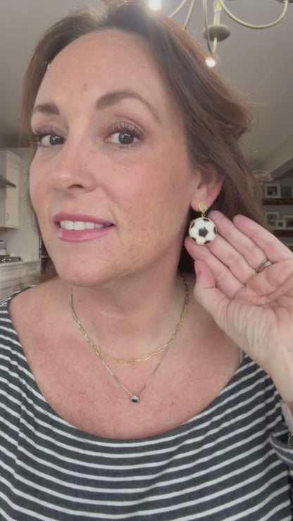 Golden Goal Dangles